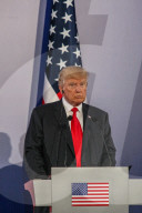 NEWS - Polen:  Die Trumps in Warschau