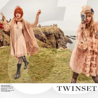 PEOPLE - Schottisches Flair: Stella Maxwell für Twinset