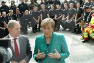 NEWS - G20 Gipfel: Kanzlerin Merkel trifft Einsatzkräfte