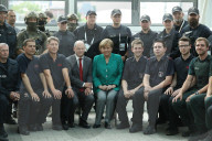 NEWS - G20 Gipfel: Kanzlerin Merkel trifft Einsatzkräfte