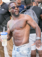 PEOPLE - Kevin Hart feiert seinen Geburtstag ausgelassen in Las Vegas