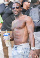 PEOPLE - Kevin Hart feiert seinen Geburtstag ausgelassen in Las Vegas