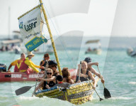 FEATURE - Bierdosenregatta