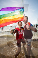 FEATURE - Bierdosenregatta