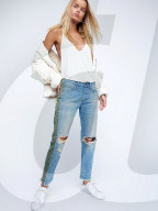PEOPLE - Frida Aasen wirbt für FreePeople