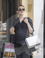 PEOPLE - Die schwangere Carey Mulligan in Notting Hill unterwegs