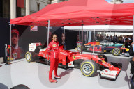 PEOPLE - London: Schnelle Boliden und Stars am F1 Live am Trafalgar Square