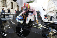 PEOPLE - London: Schnelle Boliden und Stars am F1 Live am Trafalgar Square