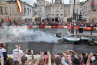 PEOPLE - London: Schnelle Boliden und Stars am F1 Live am Trafalgar Square