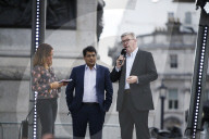 PEOPLE - London: Schnelle Boliden und Stars am F1 Live am Trafalgar Square