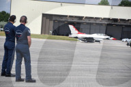 PEOPLE - Tom Fletcher hebt in einem Thunderbirds F16 ab