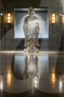 FEATURE - China: Gläserne Buddha Statue in Shanghai