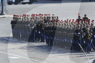 NEWS - Paris: Militärparade auf der Champs-Elysées zum 14 Juillet 