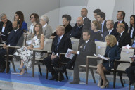 NEWS - Paris: Militärparade auf der Champs-Elysées zum 14 Juillet 