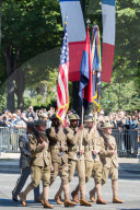 NEWS - Paris: Militärparade auf der Champs-Elysées zum 14 Juillet 