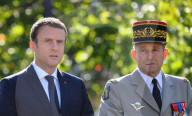 NEWS - Paris: Militärparade auf der Champs-Elysées zum 14 Juillet 