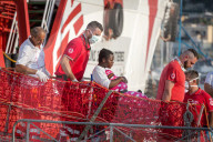 NEWS - Italien: Hunderte von Flüchtlingen stranden in Salerno
