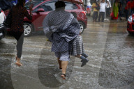 NEWS - Nepal : Hochwasser nach starkem Regen in Kathmandu