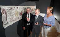 FEATURE - Belfaster Museum stellt Wandteppich mit Szenen aus Game of Thrones im Bayeux Stil aus