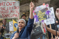 NEWS - Grenfell Tower UnglÃ¼ck: Demonstrationen vor dem Ratshaus in Chelsea