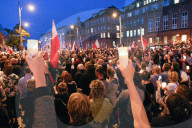 NEWS - Polen: Anhaltende Demonstrationen gegen die Justizreform 