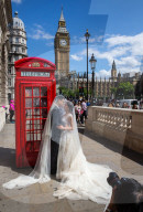 FEATURE - Chinesische Flitterwochen in London