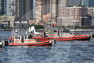 NEWS - New York: Wasserflugzeug muss im East River Notlanden