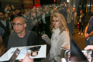 PEOPLE - Celine Dion in Berlin von Fans umzingelt