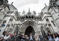 NEWS - London: Connie Yates und Chris Gard beenden den Kamp um das Leben ihres schwerkranken Charlie