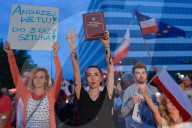 NEWS - Polen: Heftige Proteste gegen Justizreform