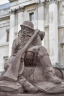 NEWS - London: Lehm-Soldat erinnert an die Flandern-Schlacht von 1917