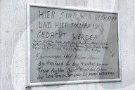 NEWS - Duisburg: Gedenkstätte erinnert an die Opfer der Loveparade von 2010