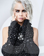 PEOPLE - Cara Delevingne und Lily-Rose Depp werben für Chanel