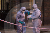 NEWS - Säure-Angriff auf zwei Passanten in London