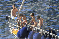 EXKLUSIV - Die belgischen Royals kühlen sich vor den griechischen Inseln ab