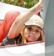 PEOPLE - Blac Chyna ist happy nach dem Ausfährtchen mit ihrem Ferrari Spider