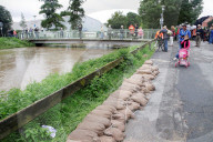 NEWS - Deutschland: Hochwasser nach Dauerregen