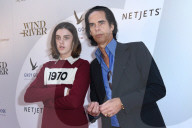 PEOPLE - Nick Cave mit seinem Sohn Earl an der Premiere von 'Wind River' in LA