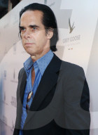 PEOPLE - Nick Cave mit seinem Sohn Earl an der Premiere von 'Wind River' in LA