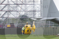 PEOPLE - Prinz William bei der Arbeit als Helipilot bei der 'East Anglian Air Ambulancee'
