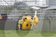 PEOPLE - Prinz William bei der Arbeit als Helipilot bei der 'East Anglian Air Ambulancee'