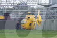 PEOPLE - Prinz William bei der Arbeit als Helipilot bei der 'East Anglian Air Ambulancee'