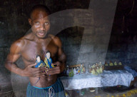REPORTAGE - Benin: Voodoo Zwillinge Tradition