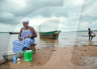 REPORTAGE - Benin: Voodoo Zwillinge Tradition