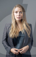 STUDIO - Elizabeth Olsen