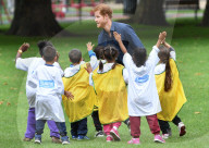 PEOPLE - Prinz Harry bei den 'StreetGames' Fit and Fed' in Newham