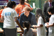 PEOPLE - Prinz Harry bei den 'StreetGames' Fit and Fed' in Newham