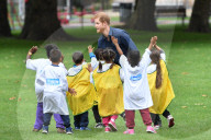 PEOPLE - Prinz Harry bei den 'StreetGames' Fit and Fed' in Newham