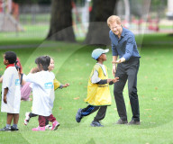 PEOPLE - Prinz Harry bei den 'StreetGames' Fit and Fed' in Newham