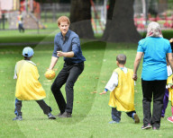 PEOPLE - Prinz Harry bei den 'StreetGames' Fit and Fed' in Newham